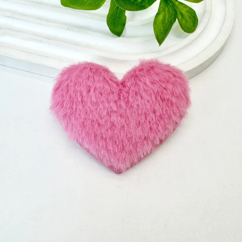 40 Stück 6x5CM Flauschige Filz-Herz-Applikationen, Polsterung für Haarspangen, Taschen, Hüte und Accessoires – Detail 3