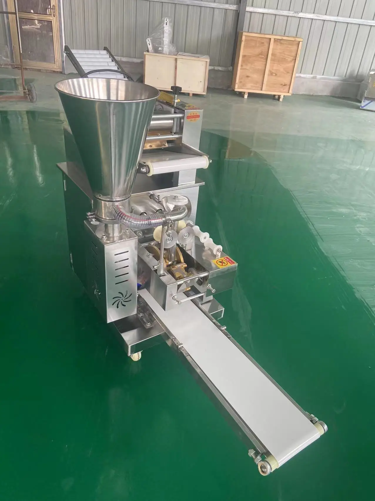 8000pcs/h Commercial Good Price Dumpling Machine Tortellini Samosa Pelmeni Ravioli Spring Roll Large Big Empanada Making Machine