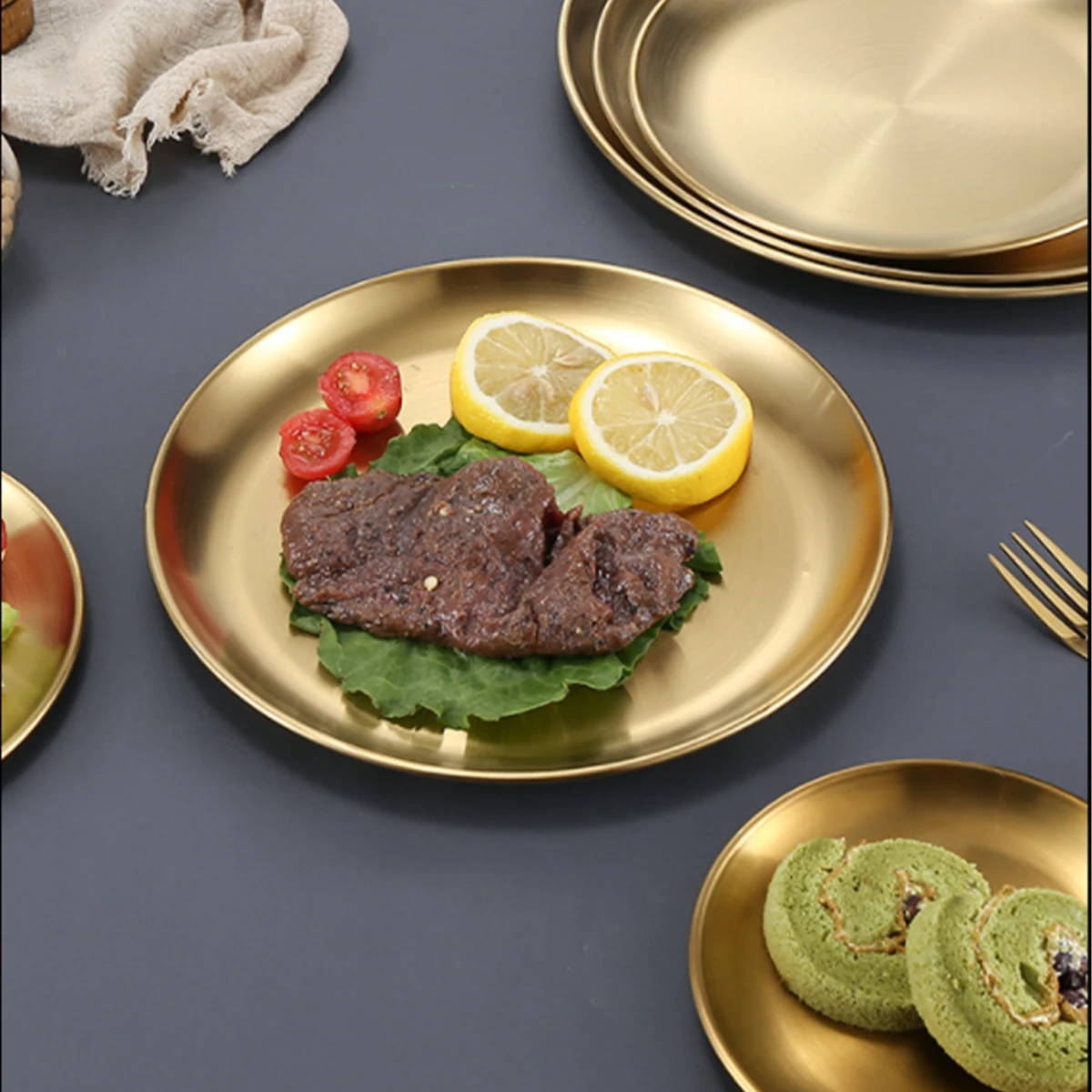 5.51inch/14cm Stainless Steel Gold Plates Round Dinner Dishes Metal Trays, Great for Picnic, Outdoor Camping Plate, Shatterproof