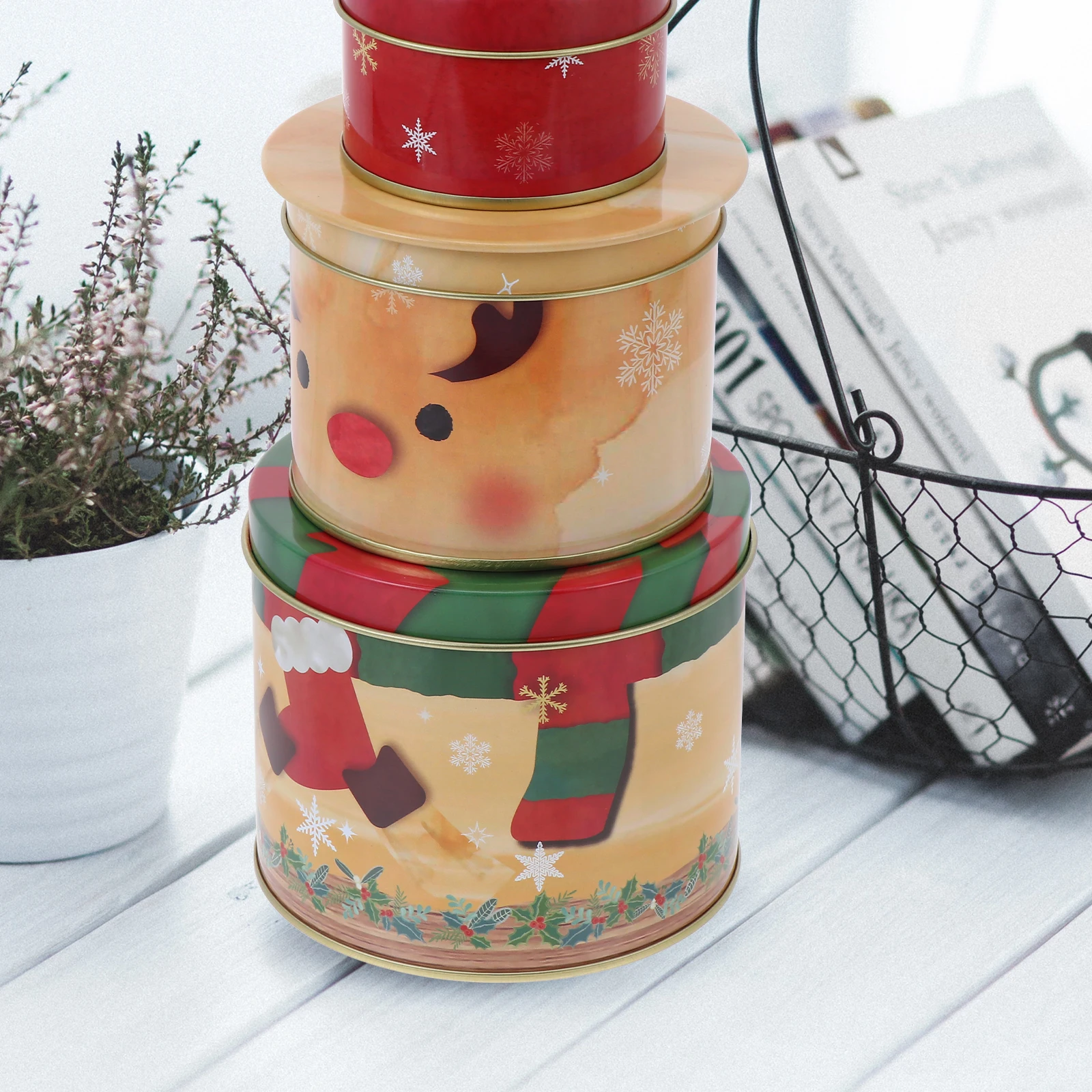 

High quality Tinplate Candy Box Sealed Design Dust Moisture Insect Protection 3 Layers Christmas Gift Storage Container Yellow