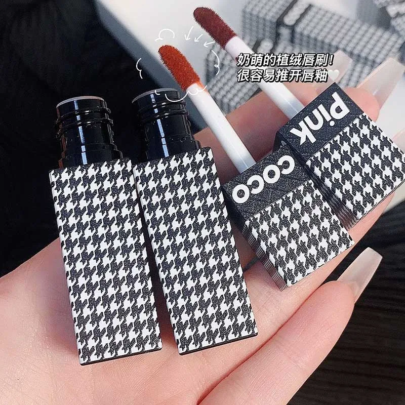 Houndstooth lip glaze milk orange velvet matte lip mud is white and not easy to dip cup student party lipstick