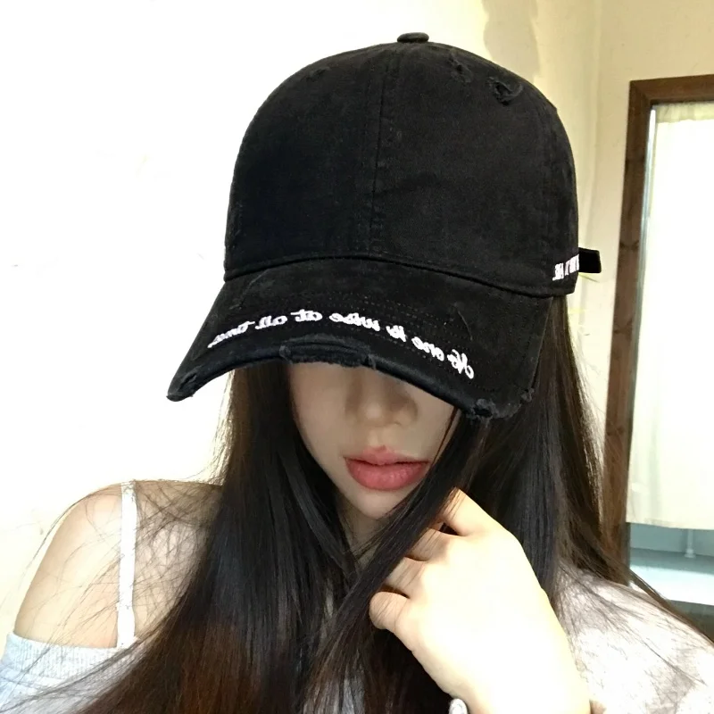 

Retro Black American Style Trendy Baseball Cap Holes Enlarged Wider Brim Duckbill Cap for Small Faces