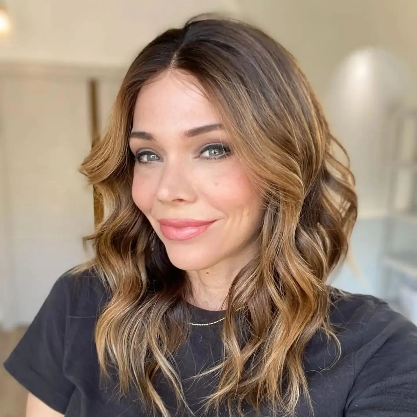 Trendy Middle Part Women's Wig Ombre Caramel Brown Synthetic Lace Front Wig Body Wave Realistic Hairline Wig On Clearance Sale