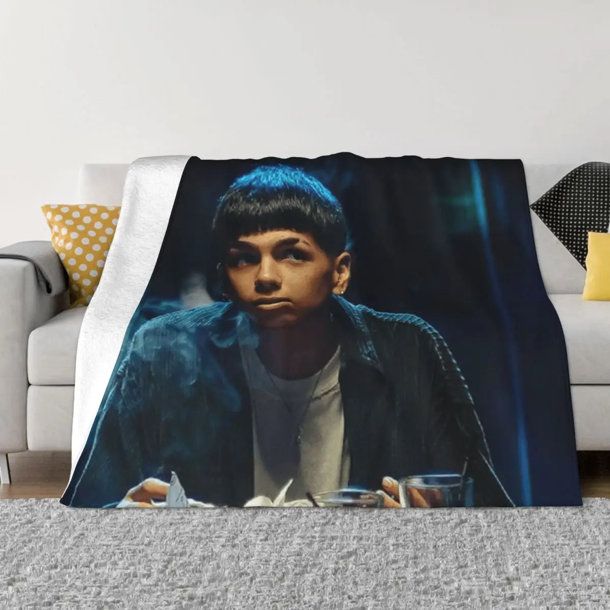 

Milo J 001809 Anime Knee Blanket Quilt For Bed Sofa bed blanket Winter Warm Blanket Throw Blanket