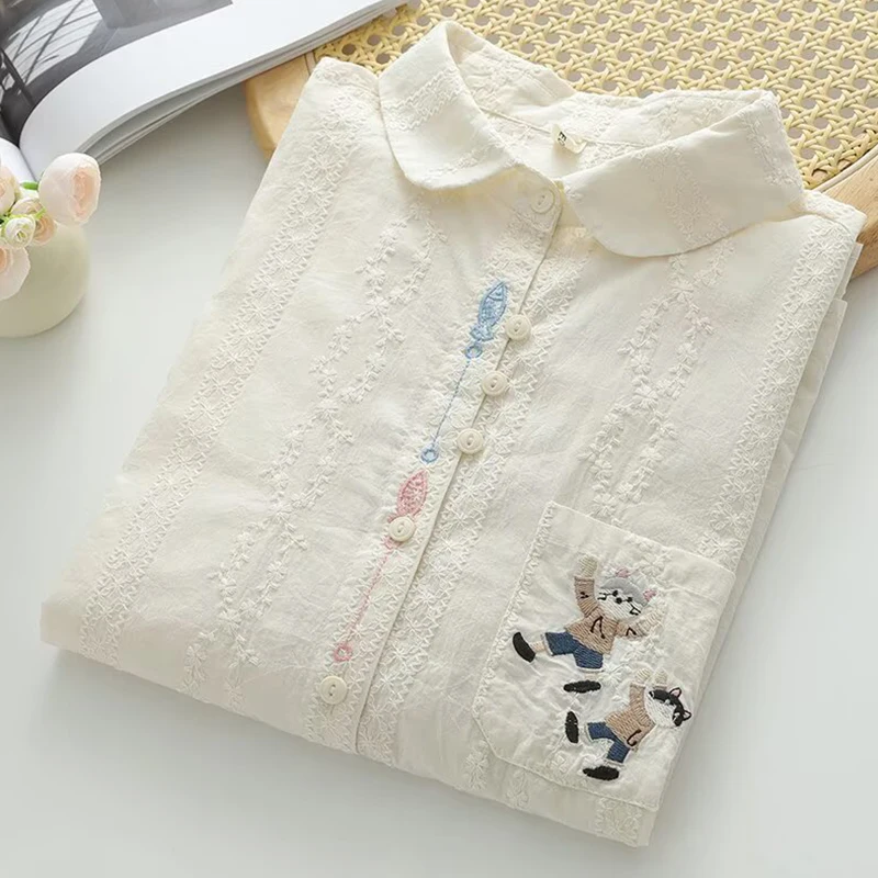 

New Summer Floral Embroidery Short Sleeve Shirt Tops Women Clothing Beige Color Cartoon Cat Pocket Female Blouse Shirts U066