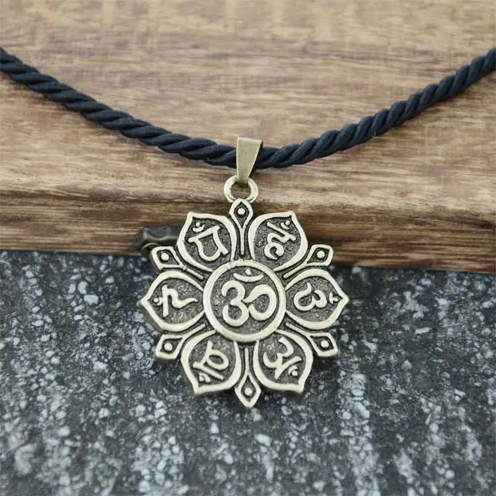 OHM OM AUM-collar con colgante de Buda para mujer, flor de loto de Yoga, Mandala religioso, joyería de budismo