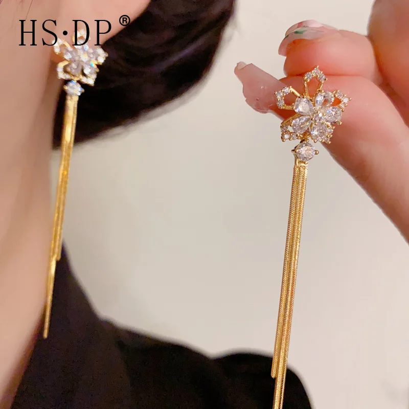 Ladies stud earrings pendant with S925 Silver Needle  Retro, simple, fashionable and versatile jewelry accessories
