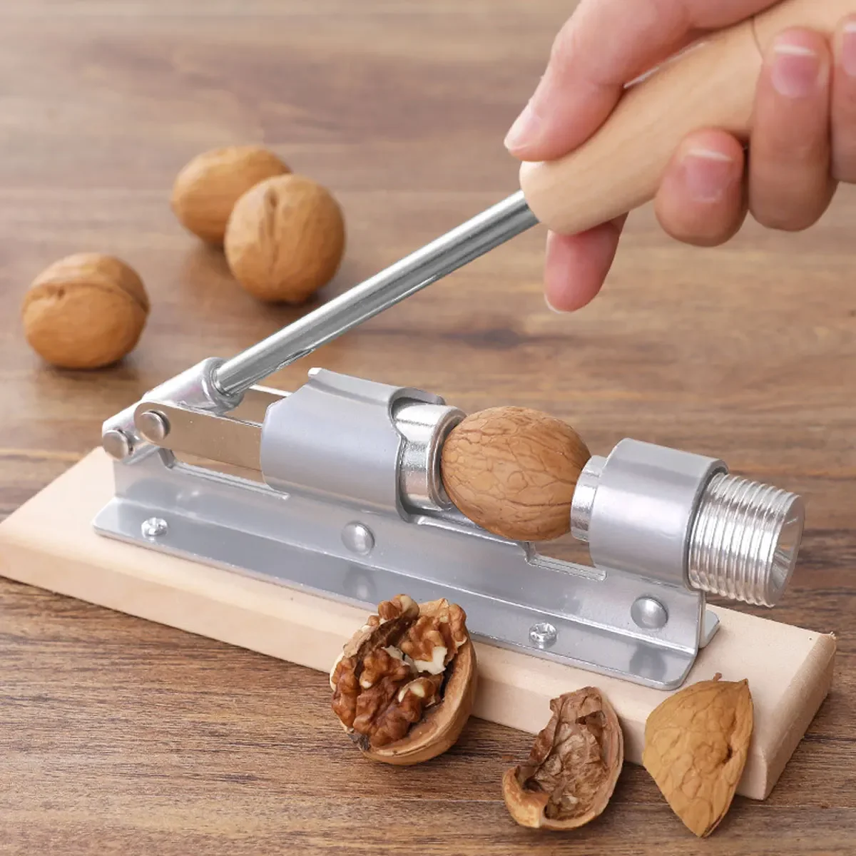 Pecan Nut Cracker Tool for Cracking Nut Sheller Adjustable Desktop Nut Crackers Desktop Nutcracker for Walnuts Pecans Hazelnuts