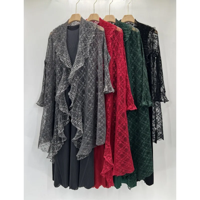 

Solid Colour Lace Two-piece Fashion Casual Versatile Temperament Elegant Loose Plus Size Design Sense Comfortable Women's Suit
