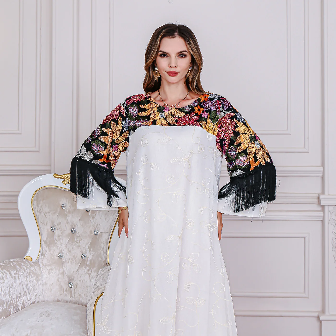 Nuovo abito da sera musulmano Abito lungo femminile Perline ricamate Abito Jalabiya da donna Dubai Turco Islam Abbigliamento da festa