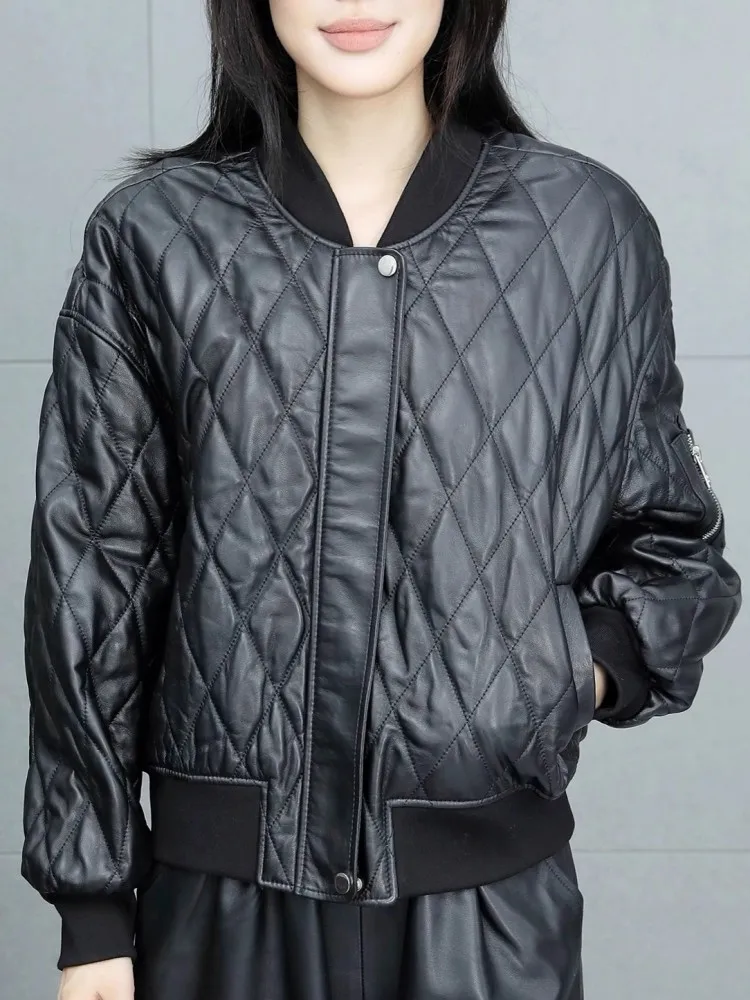캐주얼 스타일 스탠드 칼라 지퍼 패션 천연 가죽 재킷 루즈 포켓 긴 소매 여성용 따뜻한 양가죽 아우터웨어