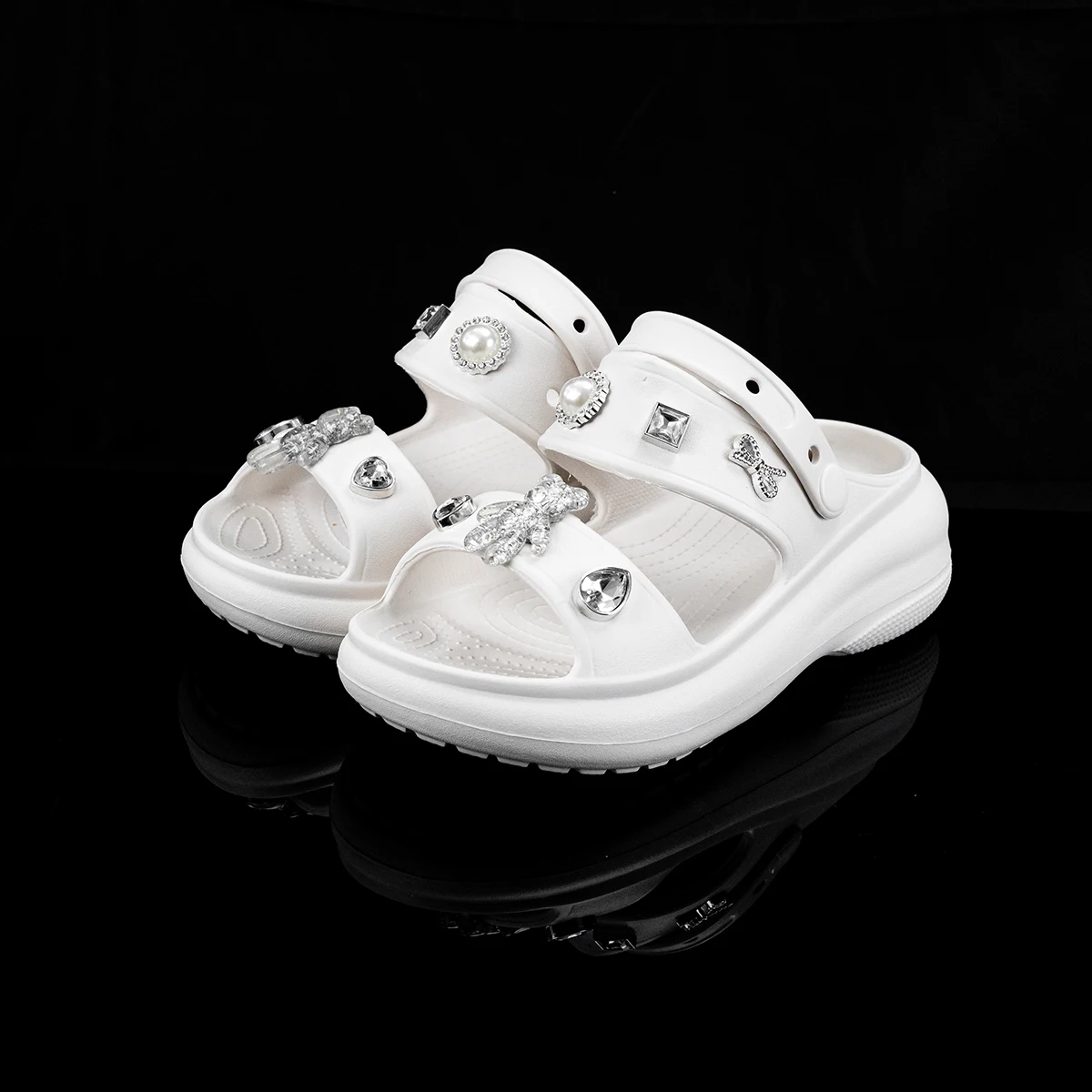 

Fashion Popular Family Cartoon Transparent Bear Slippers New Flats Bottom Boys and Girls Non-Slip Soft Bottom Sandals 811