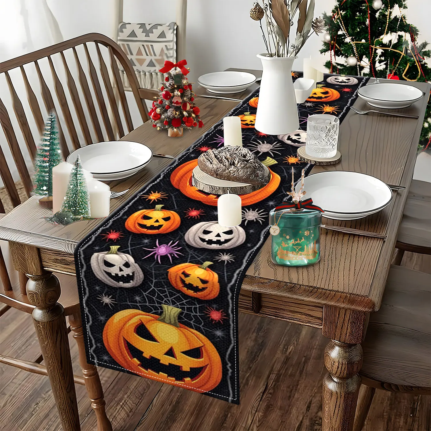 1 مفرش طاولة على شكل يقطين ملتوي بطابع الهالوين، يتميز بفوانيس اليقطين وشبكات العنكبوت والعناكب، مناسب لحفلات العطلات وديكورات الهالوين