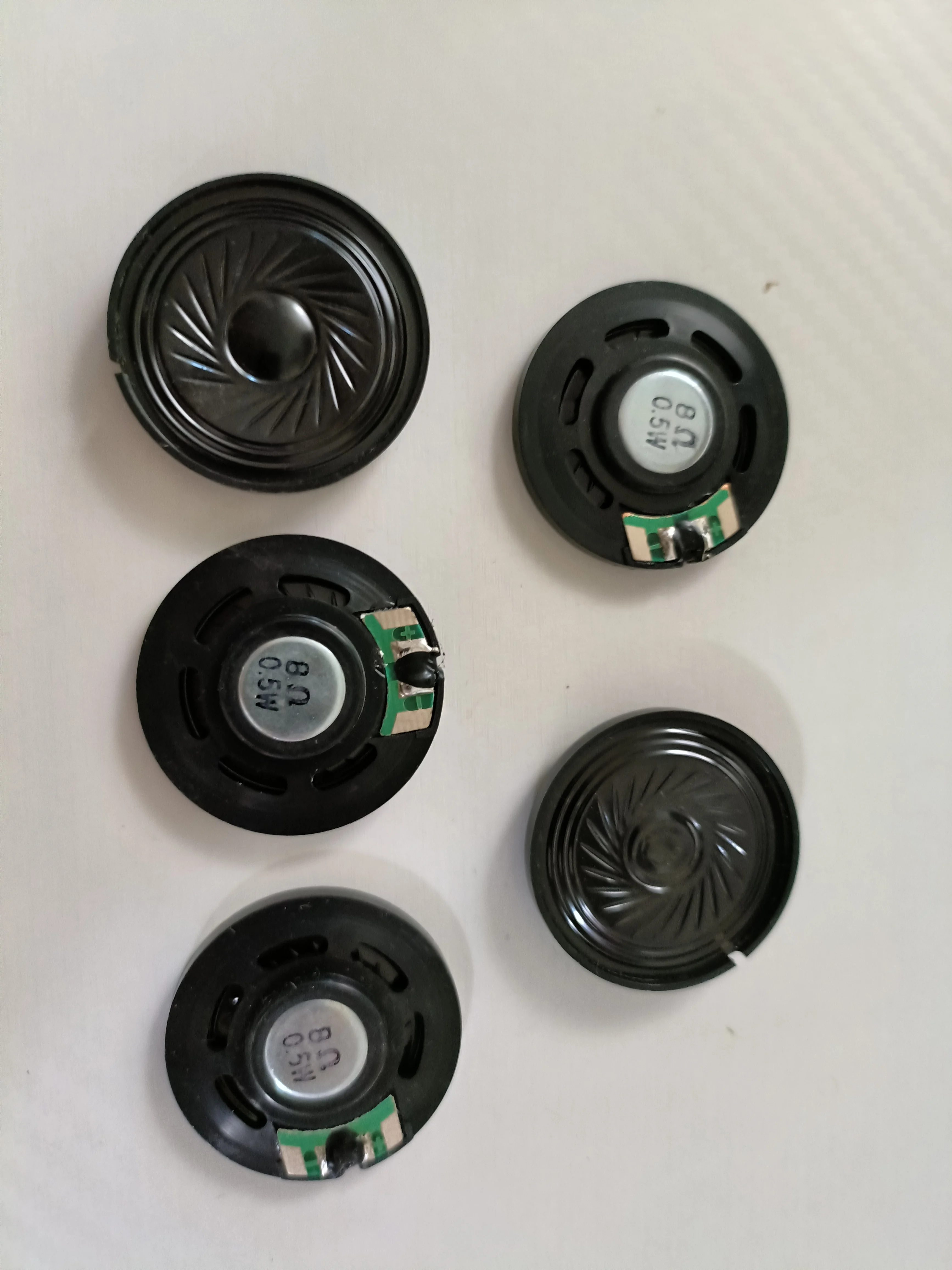 YYT 5PCS Ultra-Thin 36mm Diameter Plastic Compact Speaker with Internal Magnet 8Ω 0.5W Special Design for Greeting Cards