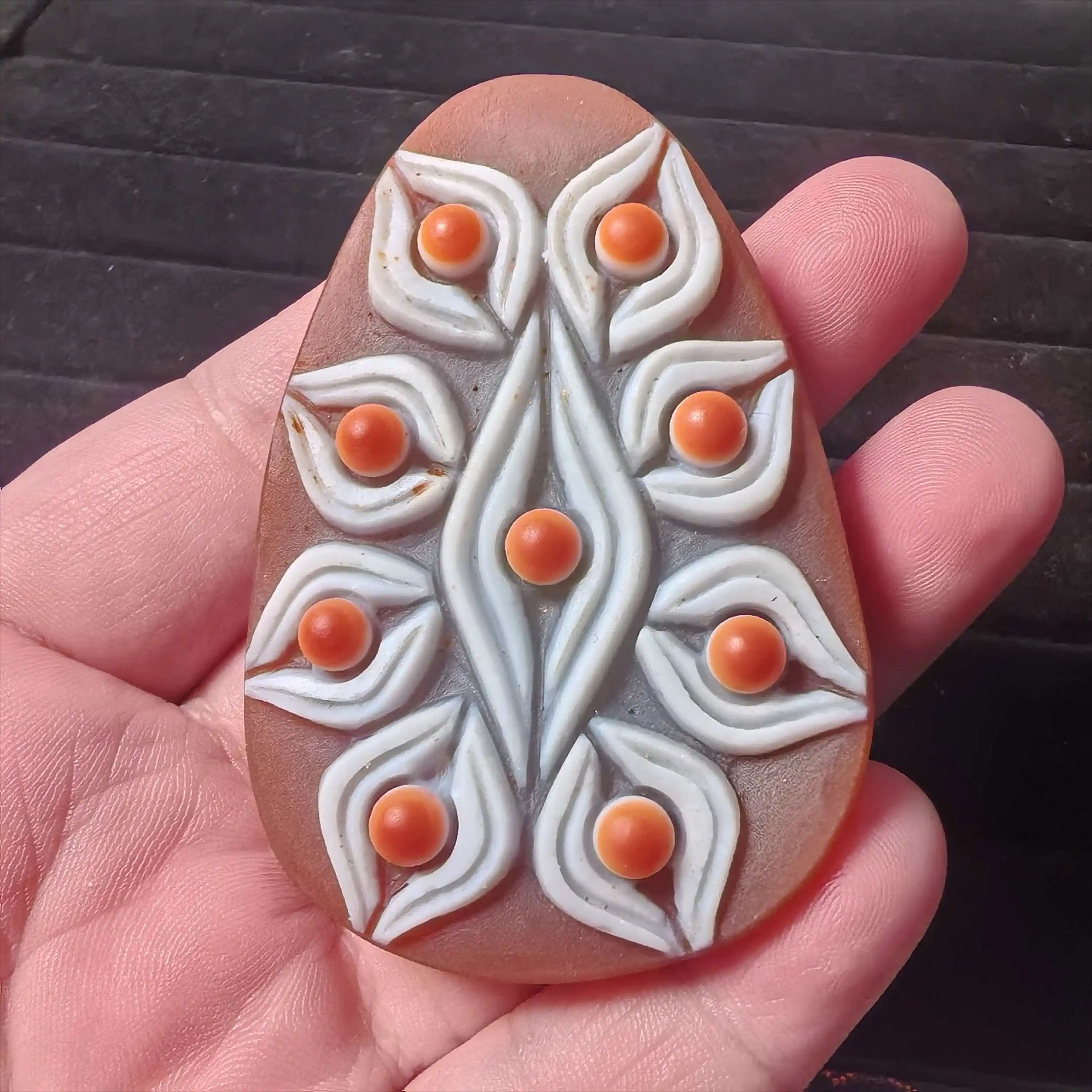 

Old material high oil patina Tianyan Bodhi Nine Eyes Buddha brand paired with old agate beads woven pendants