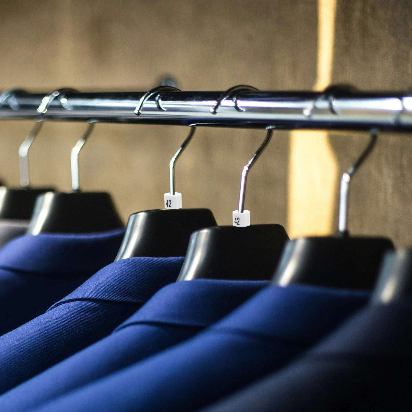 

100Pcs Clothes Hanger Marker Size Clips 1-100 Number Coding Tags Color Plastic Garment Size Markers Clothes Hanger Marker