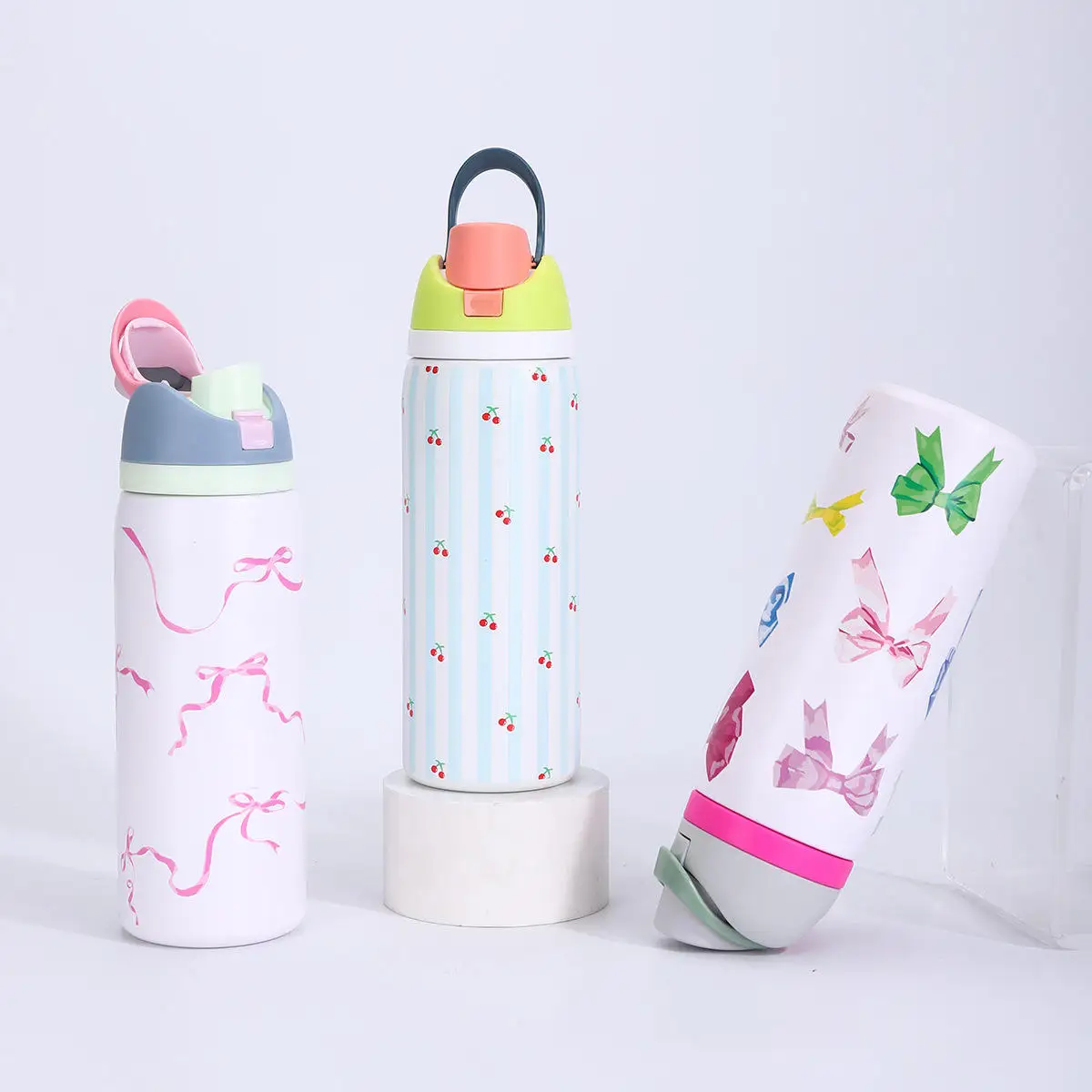 900ML/30oz Stainless Steel Thermos Flask One Click Open Lid Cute Water Bottle Leak Proof Travel Mug Summer Gift for Women/Girl