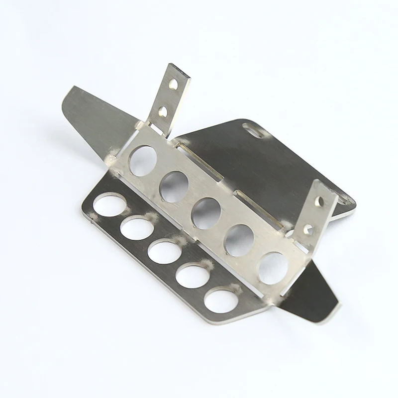 แผ่นป้องกันโลหะด้านหน้าสำหรับรถบังคับวิทยุขนาด 1/12 รุ่น MN D90 D91 D99S MN99 อะไหล่อัพเกรดพร้อมรูสำหรับติดตั้งวินซ์