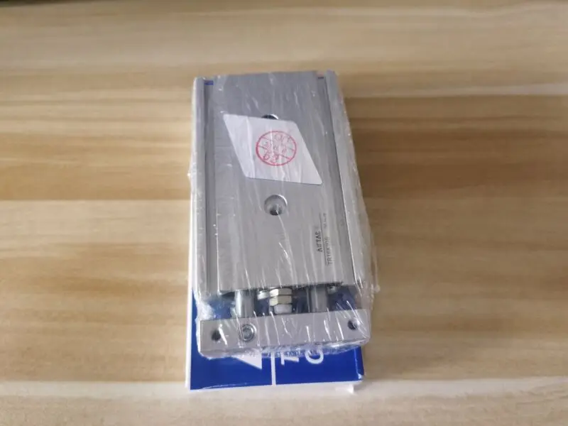 1 buah silinder AirTAC TR16X30S baru