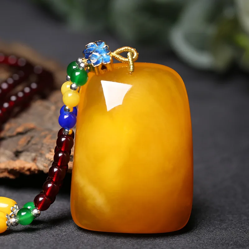 

Chicken Oil Yellow Amber Idle Pendant Stone Water Drop Pendant Unisex Sweater Chain Blood Amber Necklace Live Necklace Alloy Gol