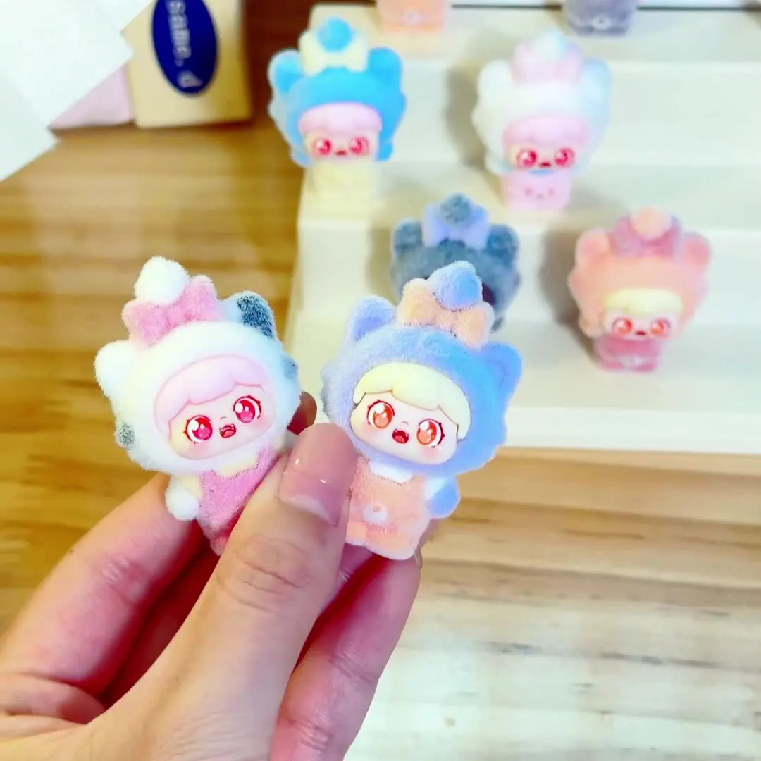 9PCSThreedimensional Meow Meow Sweetie تمثال سطح المكتب، لعبة عصرية، تمثال لطيف، زخرفة سطح المكتب