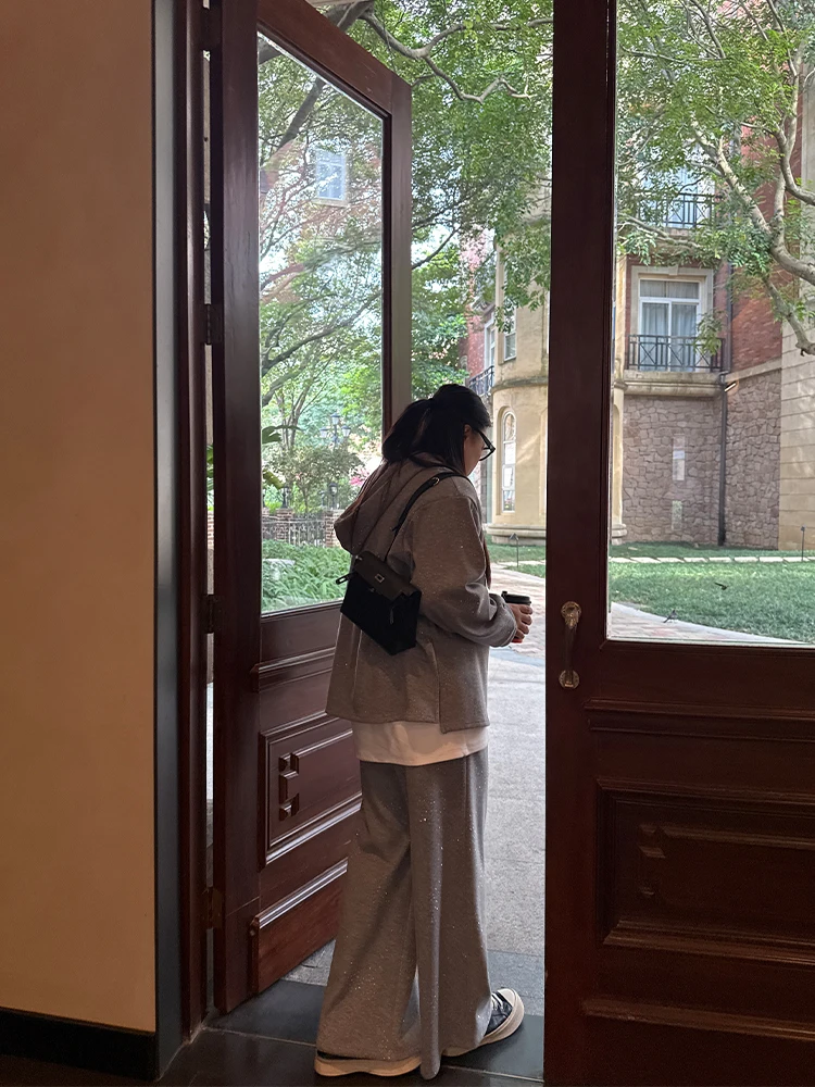 

Женский комплект больших размеров: свитшот и брюки с блестками, с высокой талией, длинные брюки, повседневный, удобный, модный, осень-зима