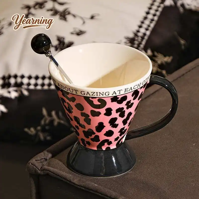 

Designer Niche Pink Leopard Ceramic Mug Home Water Cup for Women High Value Coffee Cup Instagram Style