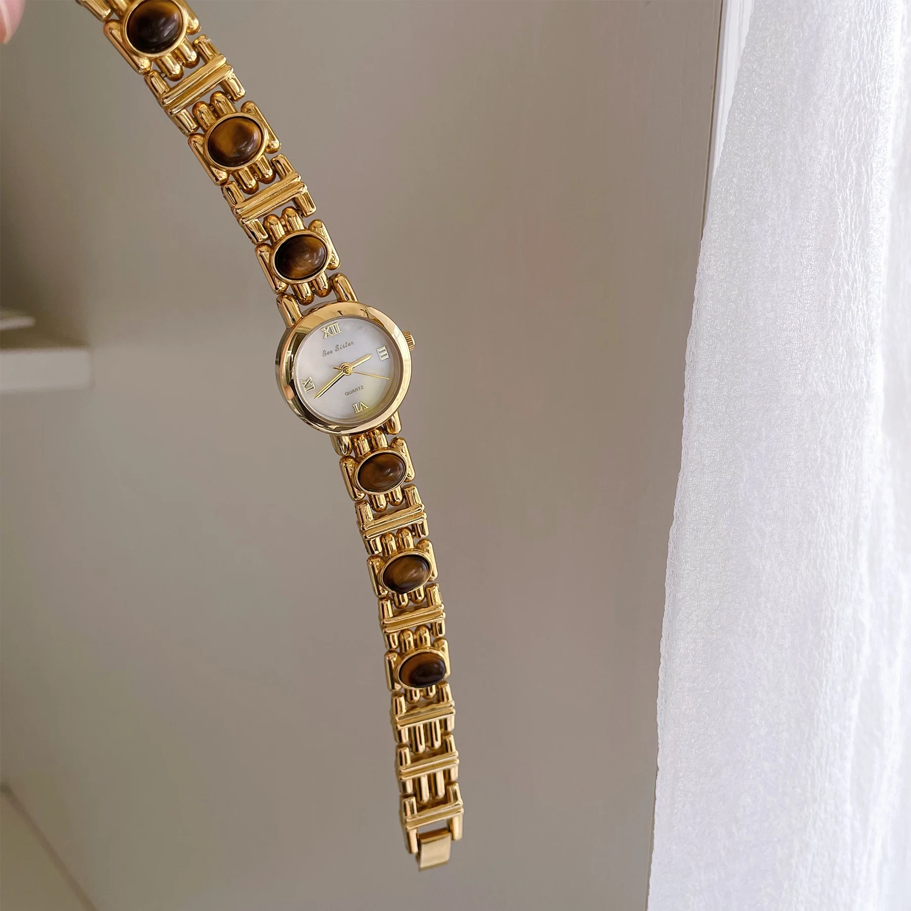 NEW Elegant Retro Watch Women Natural Brown Gemstone Jade Waterproof Round Dial Quartz Watch Female Bracelet Accessories Gift