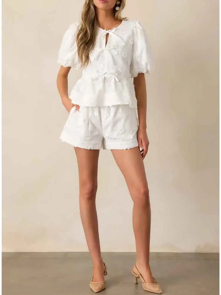 

European style new women's fashion simple short-sleeved three-dimensional flower embroidery cotton suit