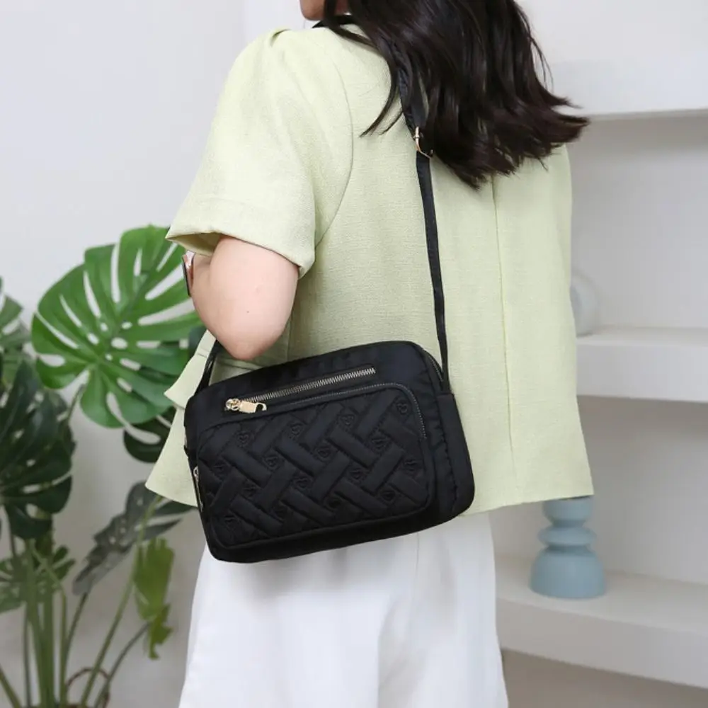 Large Capacity Women Handbag Fashion Zipper Portable Underarm Bag Comfortable Nylon Shoulder Bag