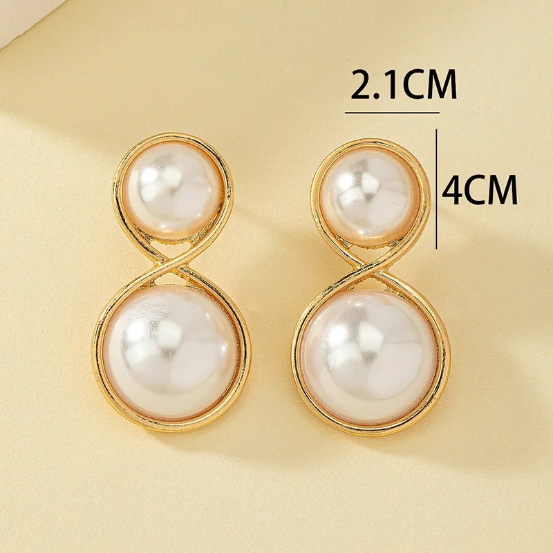 Stud Earrings For Women Imitation Pearl Retro Geometric Ear Accessories Holiday Party Gift Fashion Jewelry DE108