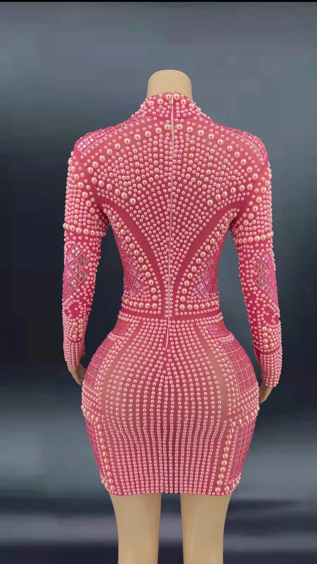 Vestido sexy com bainha para mulheres, pérolas rosas brilhantes, mangas compridas, roupas de festa noturna, traje de baile, show veste