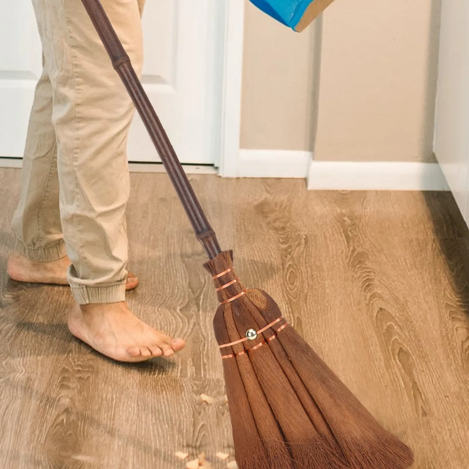 Escoba pequeña ecológica de 1 pieza, cerdas naturales de palma densas y flexibles, escoba ligera y portátil para limpieza del hogar, herramienta de limpieza