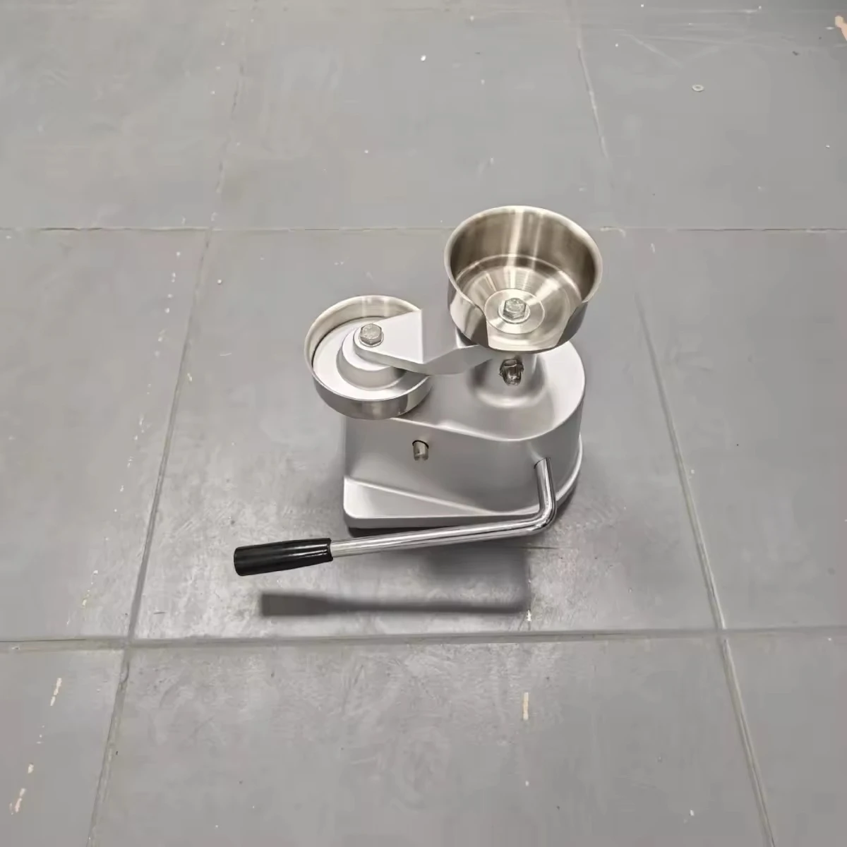 مكبس همبرغر يدوي من الفولاذ المقاوم للصدأ وصانعة باتي - لحم البرجر ونجق السمك وإعداد كرات اللحم واستخدام المطاعم التجارية