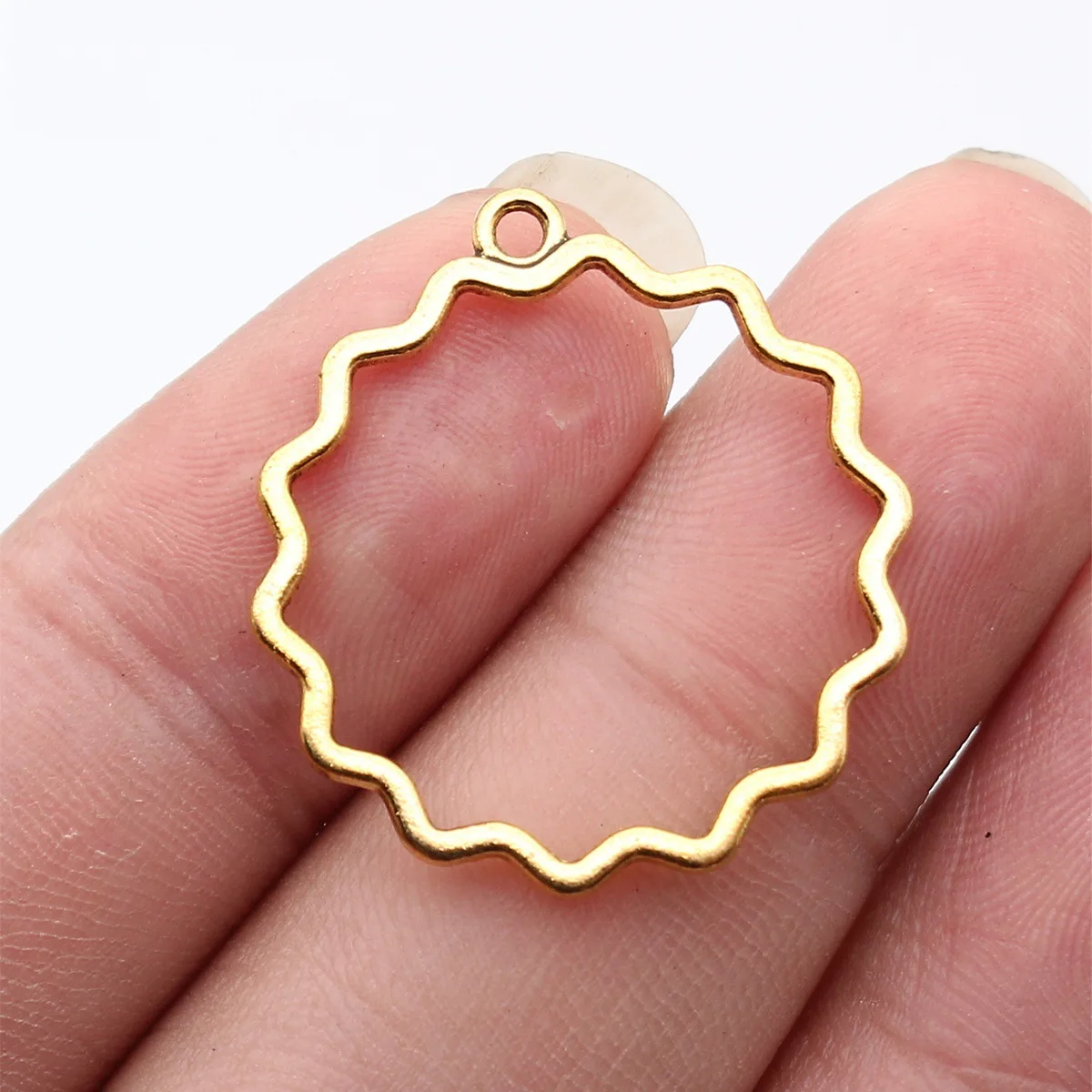 40pcs 30x28mm(1.18x1.1inch) 5 Colors Openwork Flower Border Charms Zinc Alloy Hand Crafts Jewelry Making Accessories