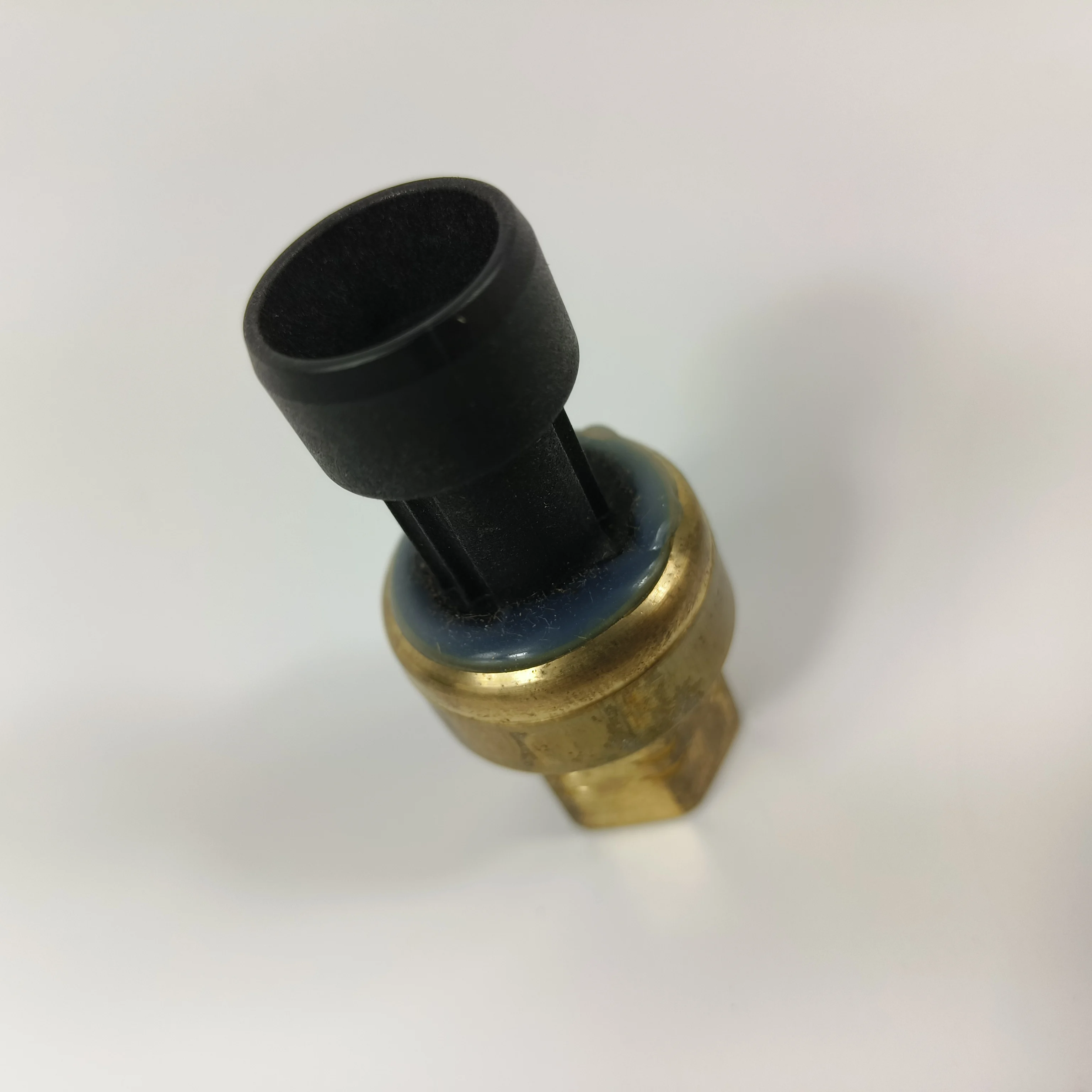 NEWBrand New Central air Conditioning Pressure Sensor 77CP055M045SNAA0C Pressure Switch 0-45BAR 4-20mA