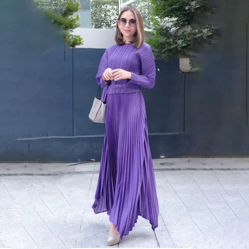 Women'S Pleated High-End Dress Purple Black Red Bat Sleeve Round Collar Tie Waist High Maxi Dress 2024 Spring Fashion