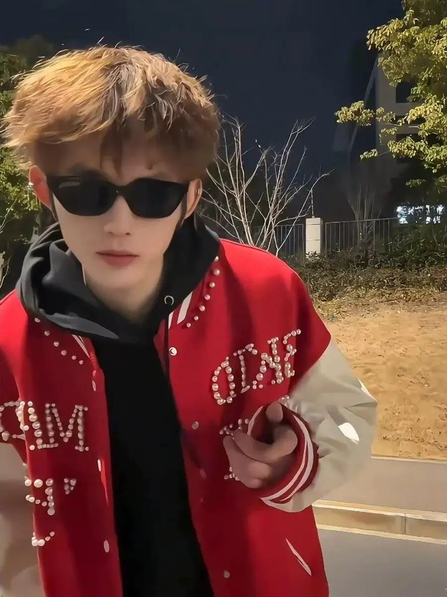 

Ретро-бейсбольная куртка в американском стиле для студентов, свободный крой, мужская верхняя одежда, весенне-осенний трикотаж с бусинами, полиэстер