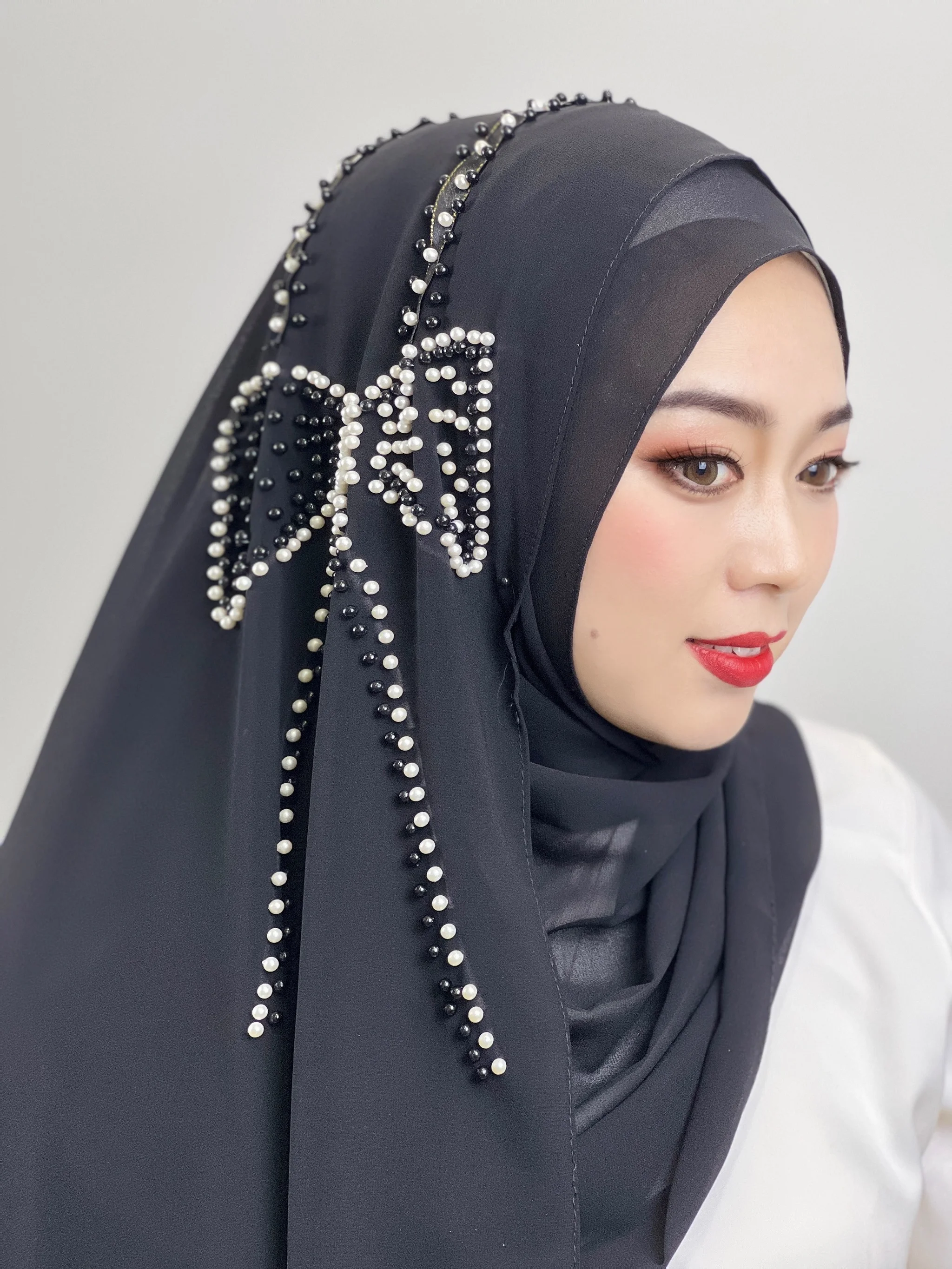 Muslim Big Bow Hijab Beaded Hijab Send Decorative Arab Hijab Women Hijab Shiny Soft Easy to Wear Hijab Turkey Head Wrap Scarf