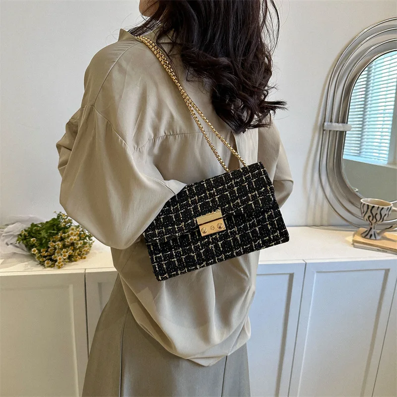 New Fashion Luxury Plaid Women Bag Chic Chain Strap Crossbody Underarm Shoulder Bags Small Messenger Bag Party Handbag Purse