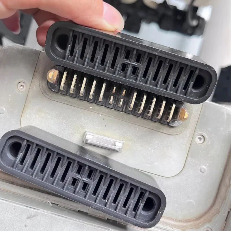 1/2/4PCS 배전반 보호 커버 T70/60 T50 T40 T30 T25 T20P 배터리 소켓 플러그 방진 케이스