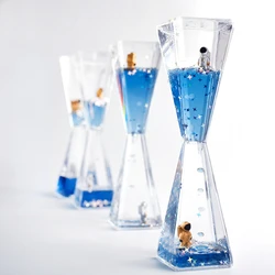 Cute Liquid Oil Hourglass Astronauts Liquid Timer Leak Drip Sand Clock Home Decoration Office Desk, Decompression Ornaments