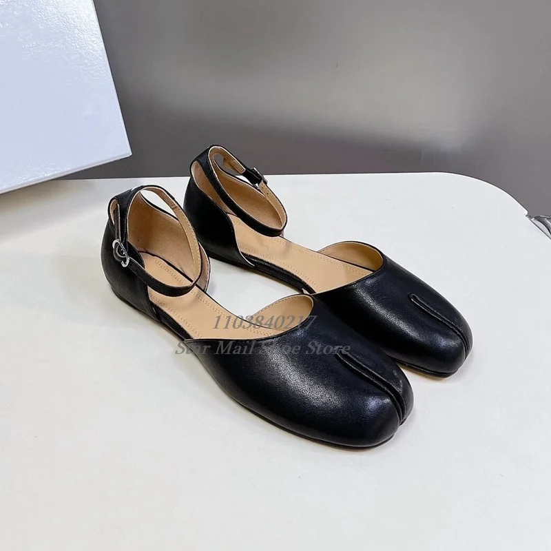 Split Toe Round Toe Sandals Ankle Buckle Flats Women Spring and Summer Comfortable Sandals Concise Ballet Shoes Sandals