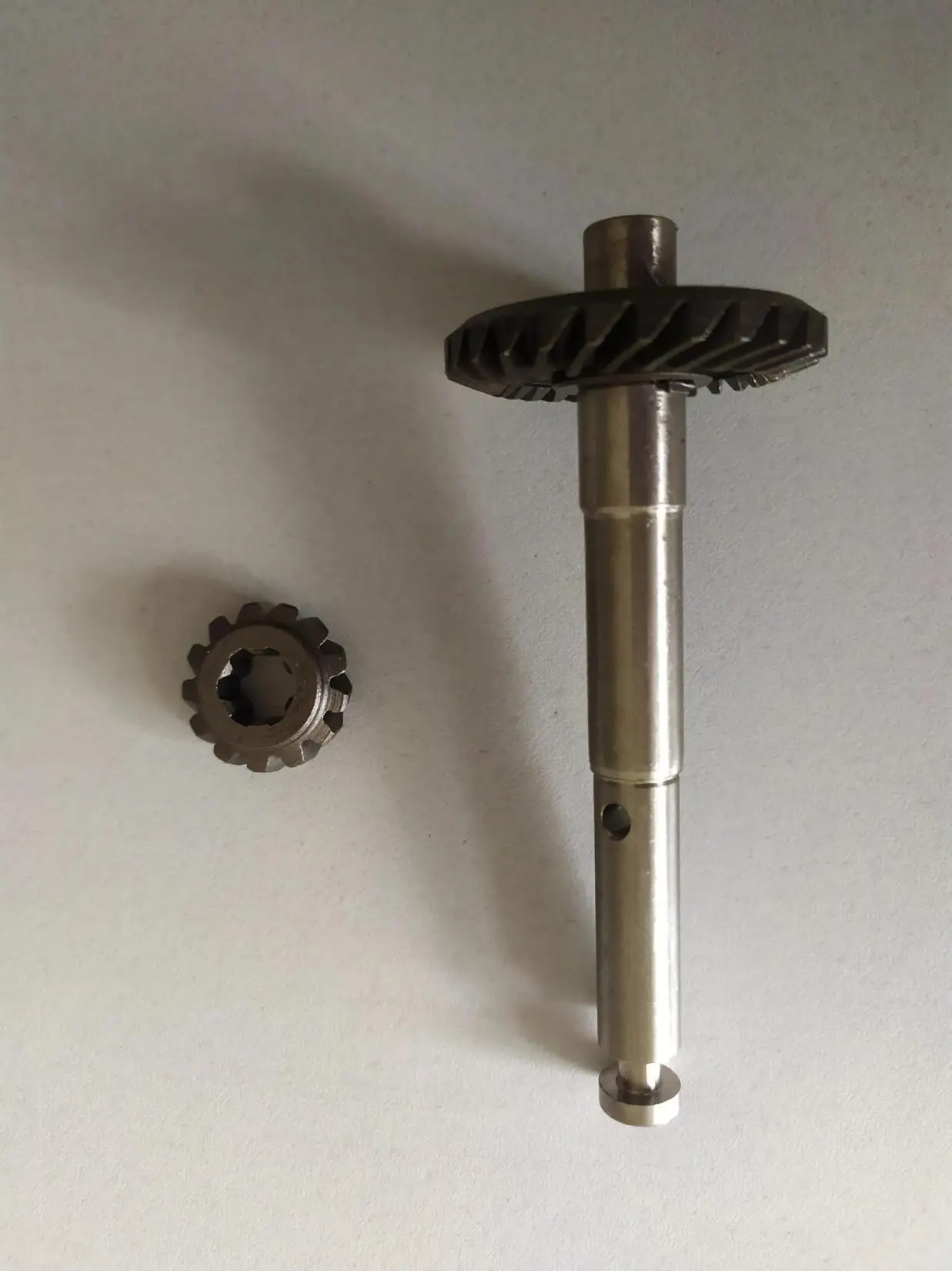 Hangkai Outboard Motor Spare Parts Large And Small Gears, Spline Shafts For 2 Stroke 3.5 Horse Power Boat Engines Accessories