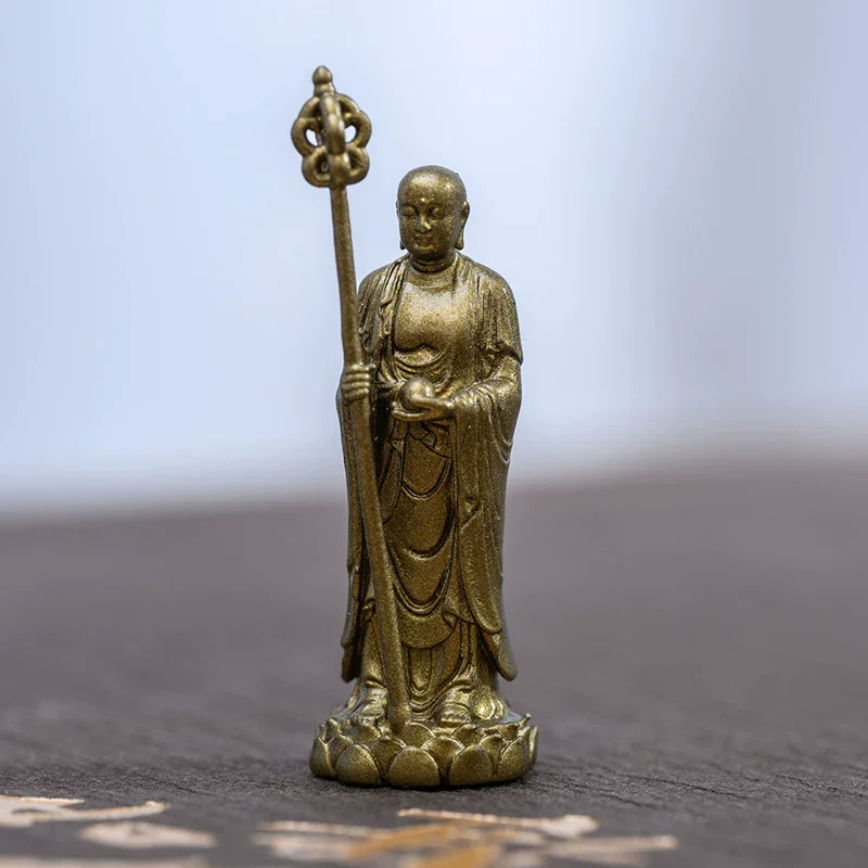 Ksitigarbha Bodhisattva Statue, Portable Brass Dizang Figurine, Buddhist Monk Altar Decor for Home Office, Compact Blessing Gift
