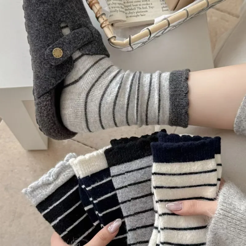 1/5 Pairs Autumn Winter Women Black Striped Mid Length Socks Korean Style Trendy Versatile Fashionable Gray Series Stacked Socks