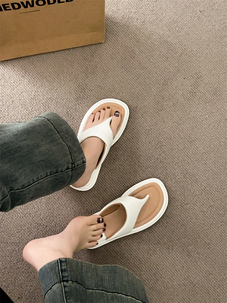 Slippers Casual Shoes Slides Slipers Women Low Rubber Flip Flops Shale Female Beach Luxury Soft 2024 Hawaiian Sabot Flat PU