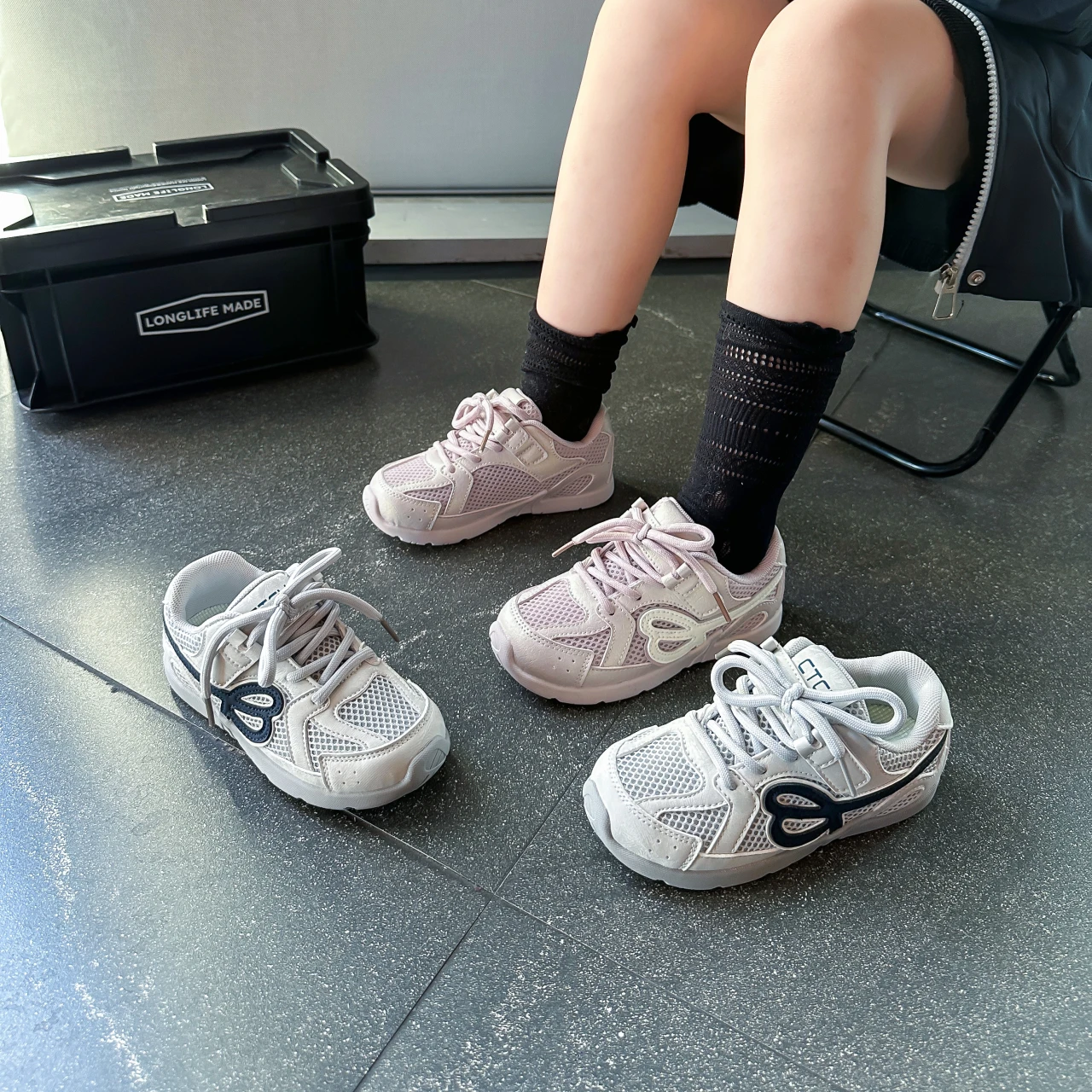 Children Running Shoes Mesh Breathable Kids Sports Shoes Hook&loop Soft Sole 2026 Brand New Boys Girls Casual Shoes Trendy