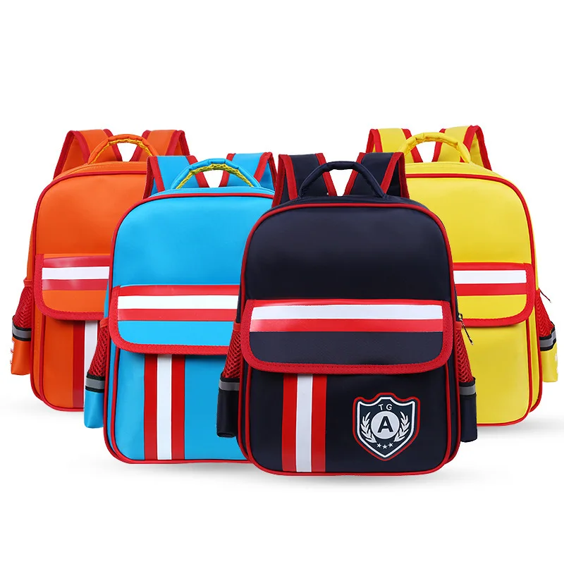 Saco de escola de jardim de infância Mochila de moda infantil 3-6 anos de idade Meninos e meninas simples Sacos de água à prova de respingos de grande capacidade