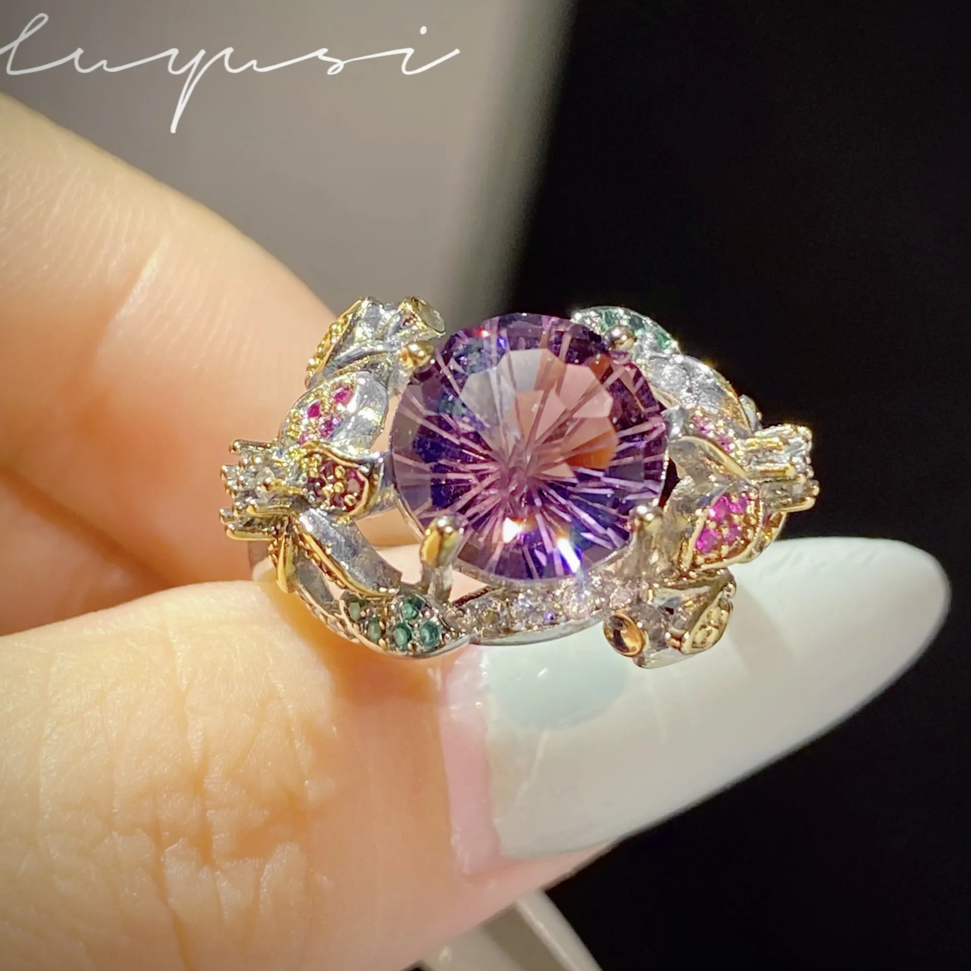 New Italian two-color gold craft hand-inlaid fireworks cut purple diamond ring women's colorful flower colored treasure ring